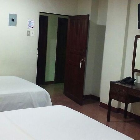 Hotel Andes Inn Гуаякиль Экстерьер фото