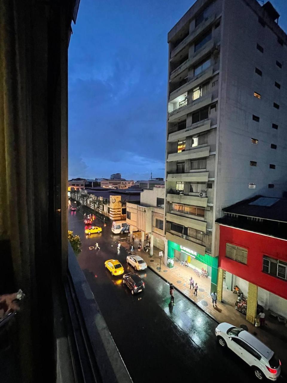 Hotel Andes Inn Гуаякиль Экстерьер фото